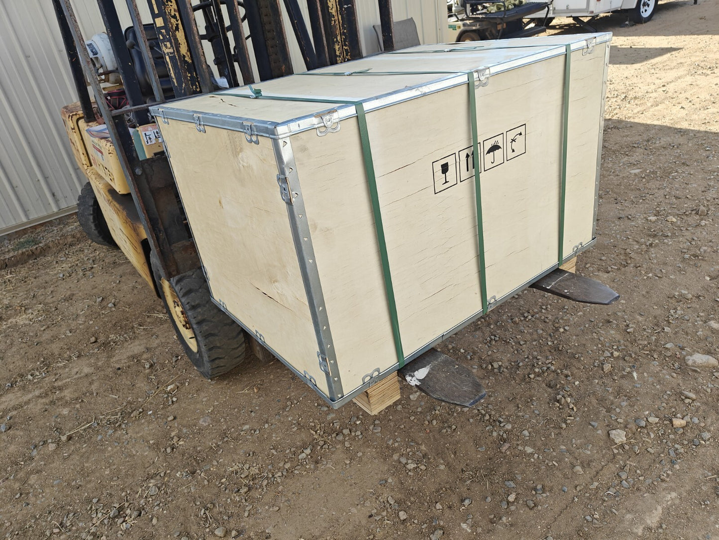 Replacement LFP Lithium battery pack for dc solar trailer - 51.2V 608ah 31.2Kwh