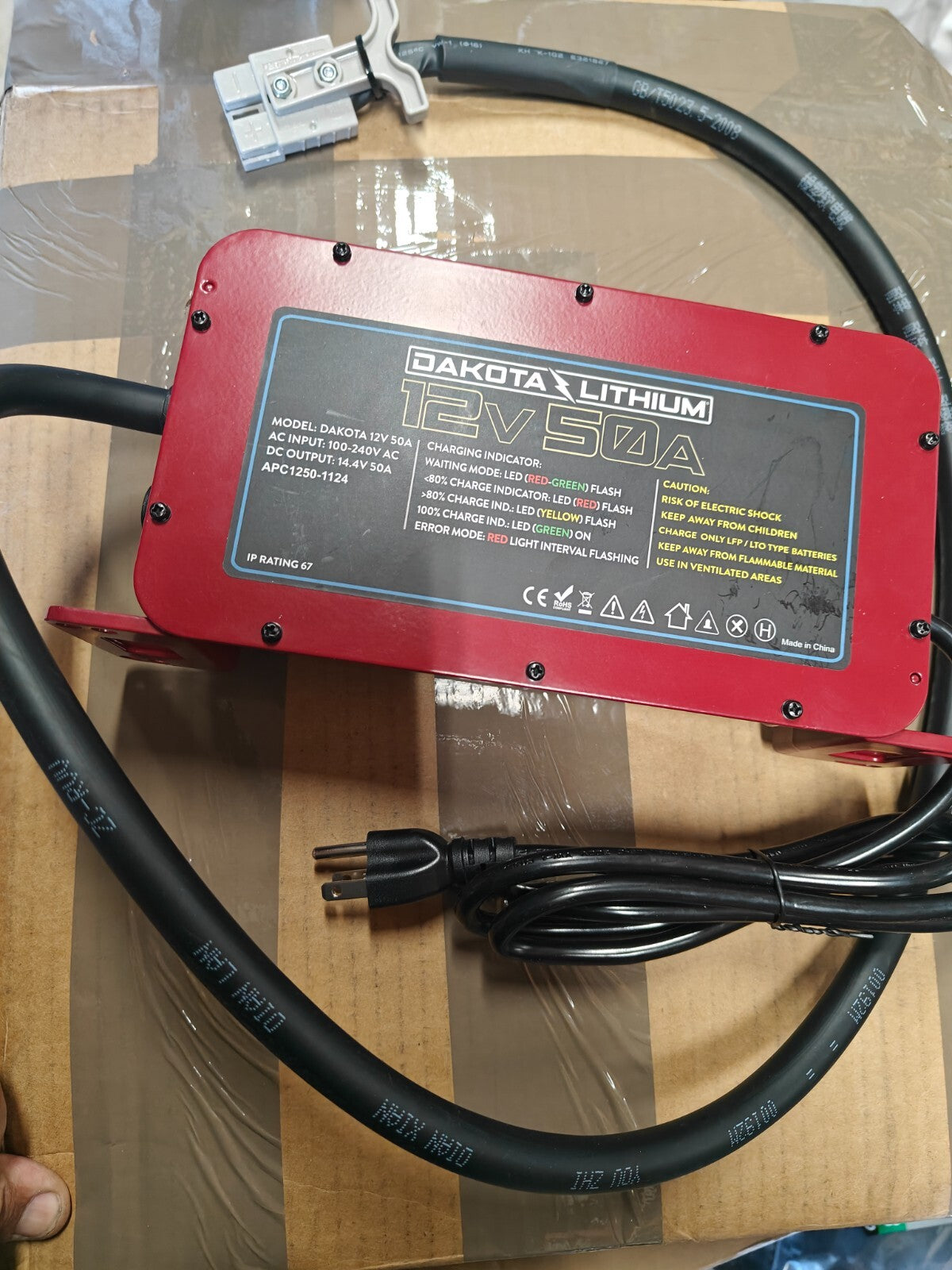 Dakota Lithium Ultra Fast 12V 50A Waterproof LiFePO4 Onboard Battery Charger