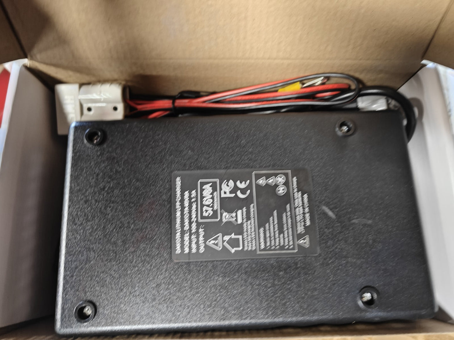 Dakota Lithium 48V 8A LiFePO4 Battery Charger